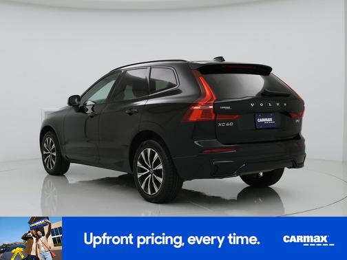 2023 Volvo XC60 B5 Plus Dark Theme