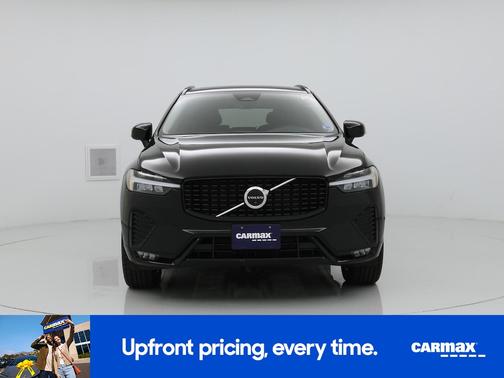 2023 Volvo XC60 B5 Plus Dark Theme