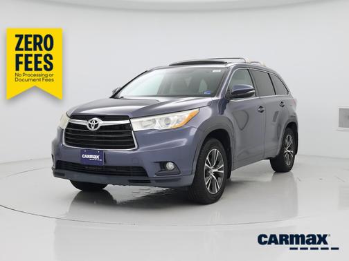 Blue 2016 Toyota Highlander XLE