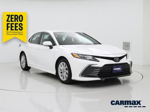 White 2023 Toyota Camry LE