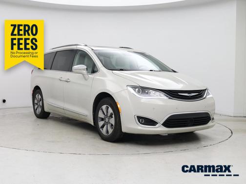 Gold 2017 Chrysler Pacifica Hybrid Platinum