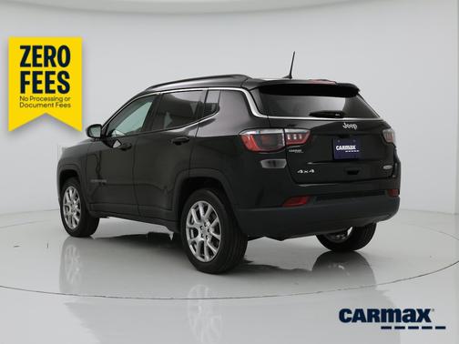 Black 2022 Jeep Compass Latitude Lux