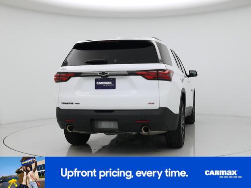 White 2023 Chevrolet Traverse RS