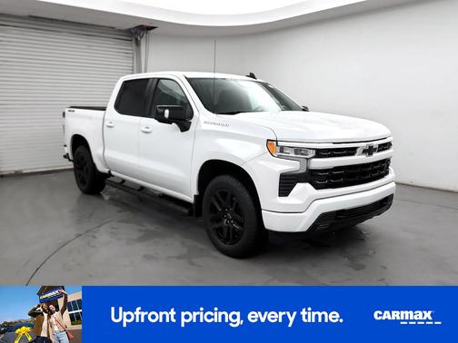 White 2022 Chevrolet Silverado 1500 RST
