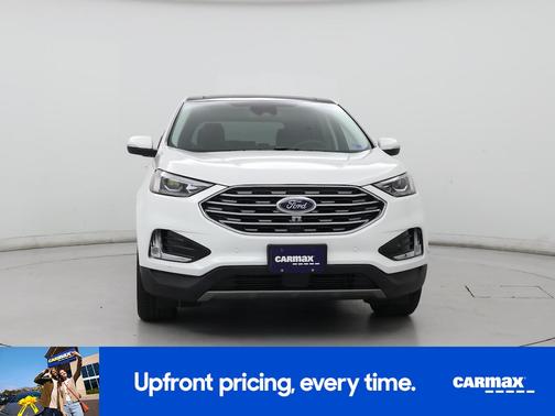 White 2022 Ford Edge Titanium
