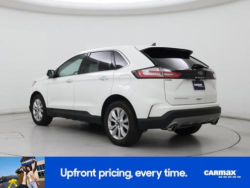 White 2022 Ford Edge Titanium