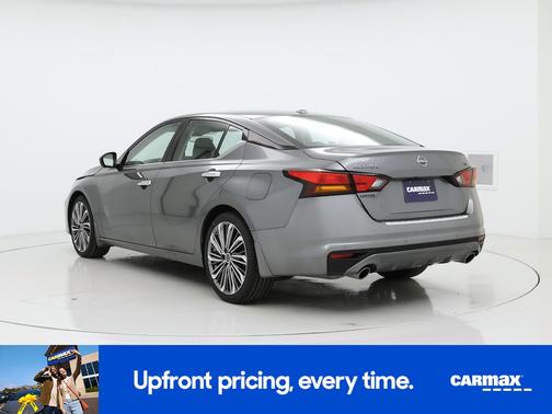 Gray 2023 Nissan Altima SL