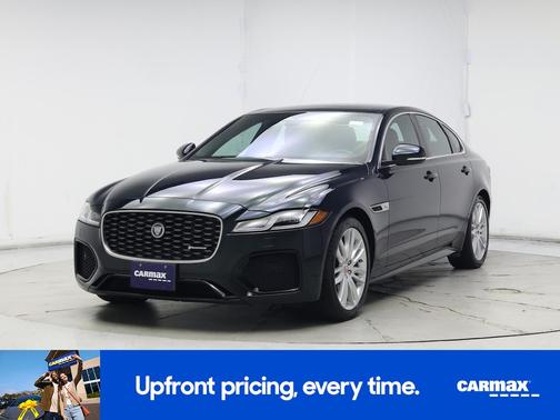 2022 Jaguar XF R-Dynamic SE