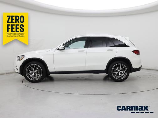 White 2022 Mercedes-Benz GLC 300