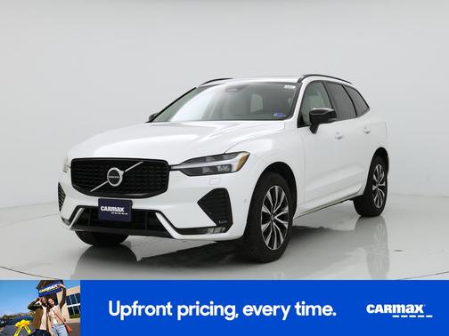 2023 Volvo XC60 B5 Plus Dark Theme
