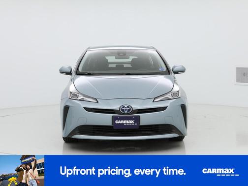 Green 2022 Toyota Prius LE