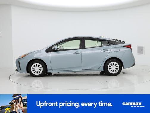 2022 Toyota Prius LE