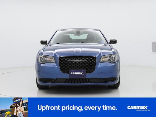 2022 Chrysler 300 Touring