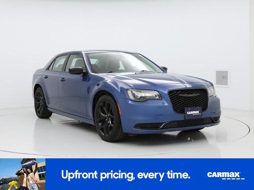 2022 Chrysler 300 Touring