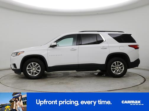 White 2021 Chevrolet Traverse LT Cloth