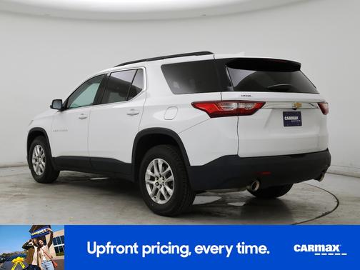 White 2021 Chevrolet Traverse LT Cloth