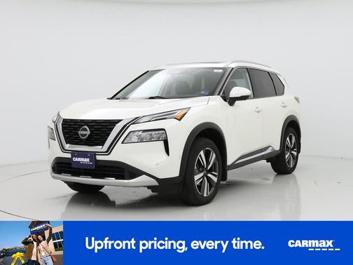White 2023 Nissan Rogue Platinum