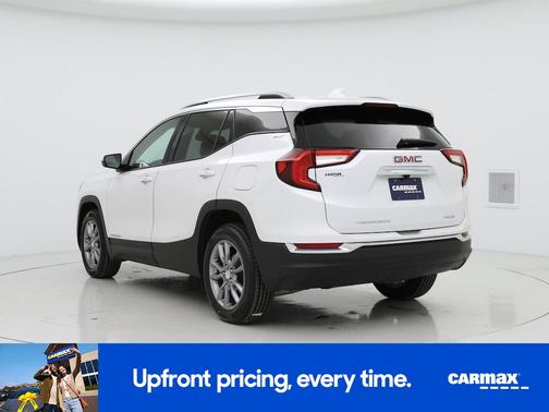 White 2022 GMC Terrain SLT
