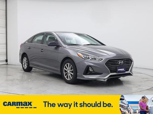 2018 Hyundai SONATA SE