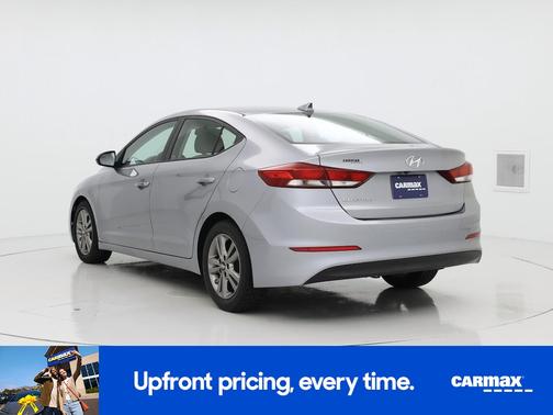Gray 2017 Hyundai ELANTRA SE