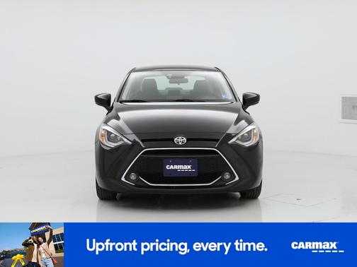 2020 Toyota Yaris XLE