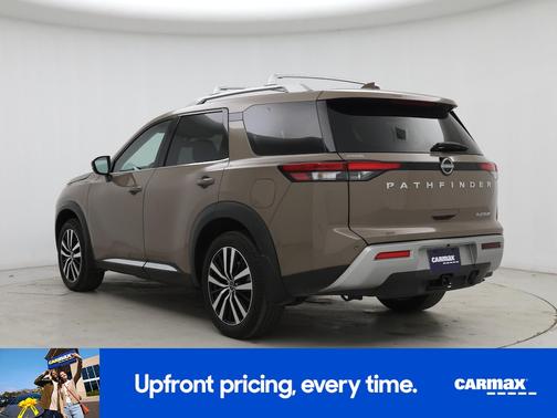 2024 Nissan Pathfinder Platinum