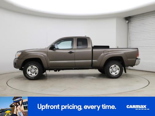 Brown 2014 Toyota Tacoma
