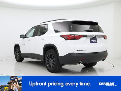 White 2023 Chevrolet Traverse RS