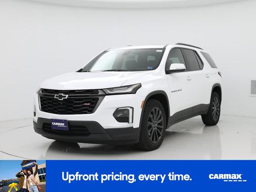 White 2023 Chevrolet Traverse RS