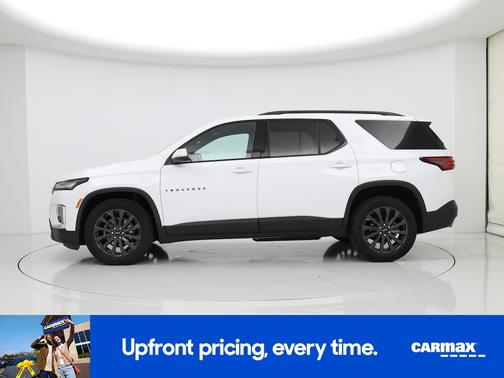 White 2023 Chevrolet Traverse RS