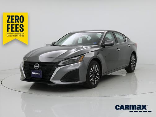 Gray 2023 Nissan Altima SV