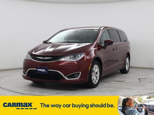2017 Chrysler Pacifica Touring Plus