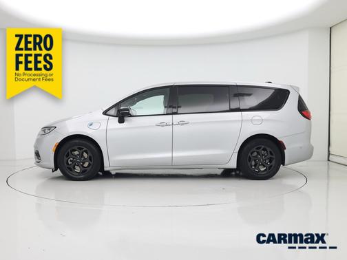 Silver 2023 Chrysler Pacifica Hybrid Limited