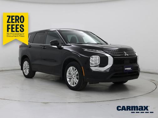 Black 2022 Mitsubishi Outlander ES