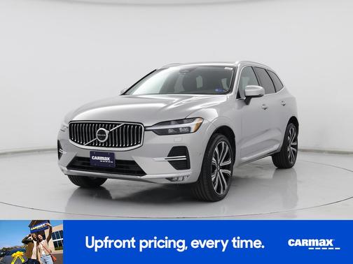 Silver 2023 Volvo XC60 B5 Ultimate Bright Theme
