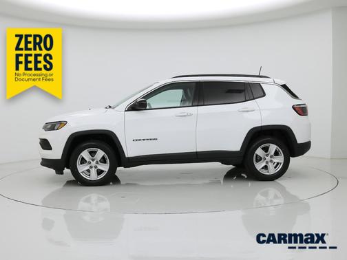 White 2022 Jeep Compass Latitude