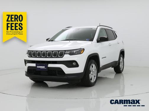 White 2022 Jeep Compass Latitude