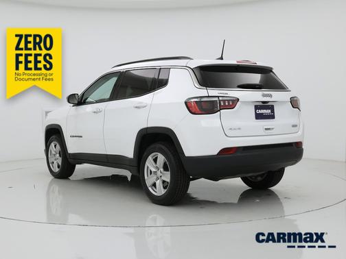 White 2022 Jeep Compass Latitude