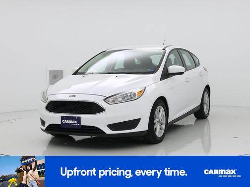 White 2018 Ford Focus SE