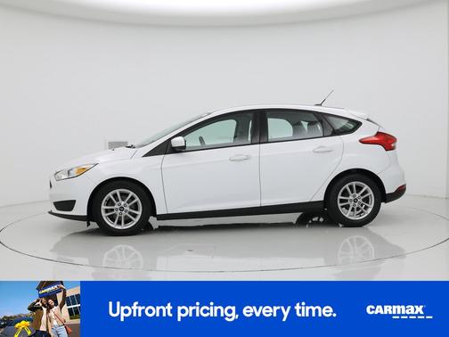 White 2018 Ford Focus SE