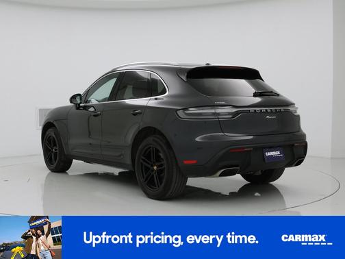 2023 Porsche Macan Base (PDK)