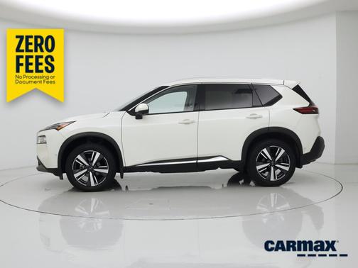 White 2023 Nissan Rogue SL