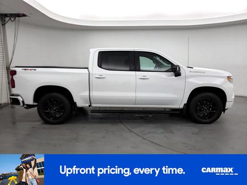 White 2022 Chevrolet Silverado 1500 RST