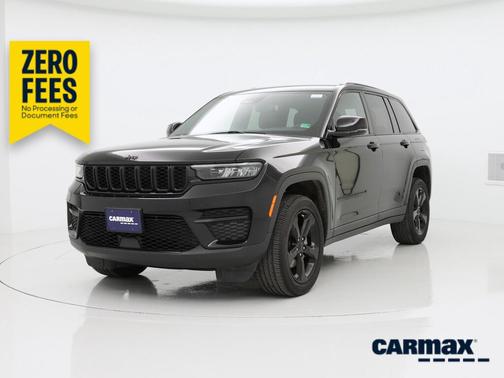 Black 2022 Jeep Grand Cherokee Altitude