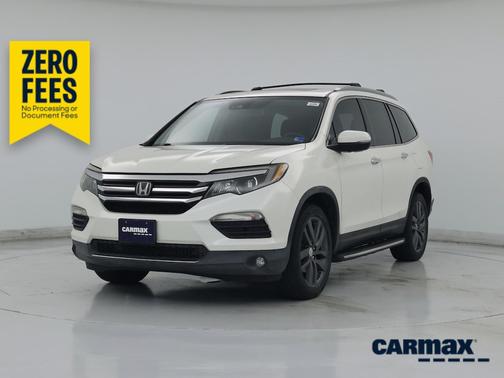 White 2016 Honda Pilot Elite