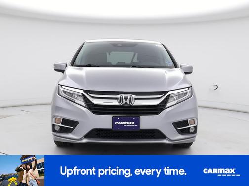 Silver 2018 Honda Odyssey Touring