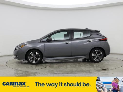 2022 Nissan Leaf SV