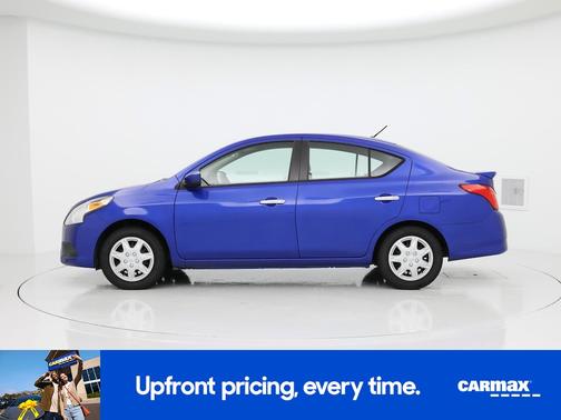 2016 Nissan Versa SV