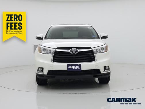 White 2016 Toyota Highlander Limited Platinum