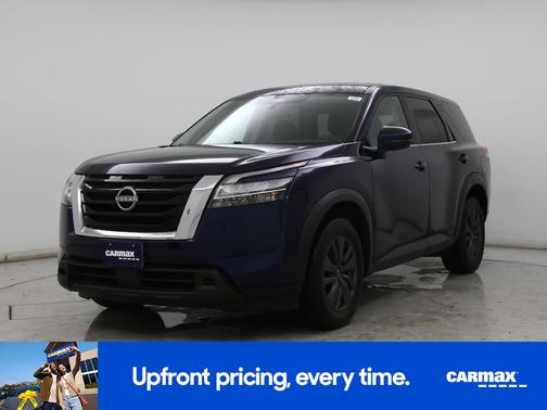 2022 Nissan Pathfinder S